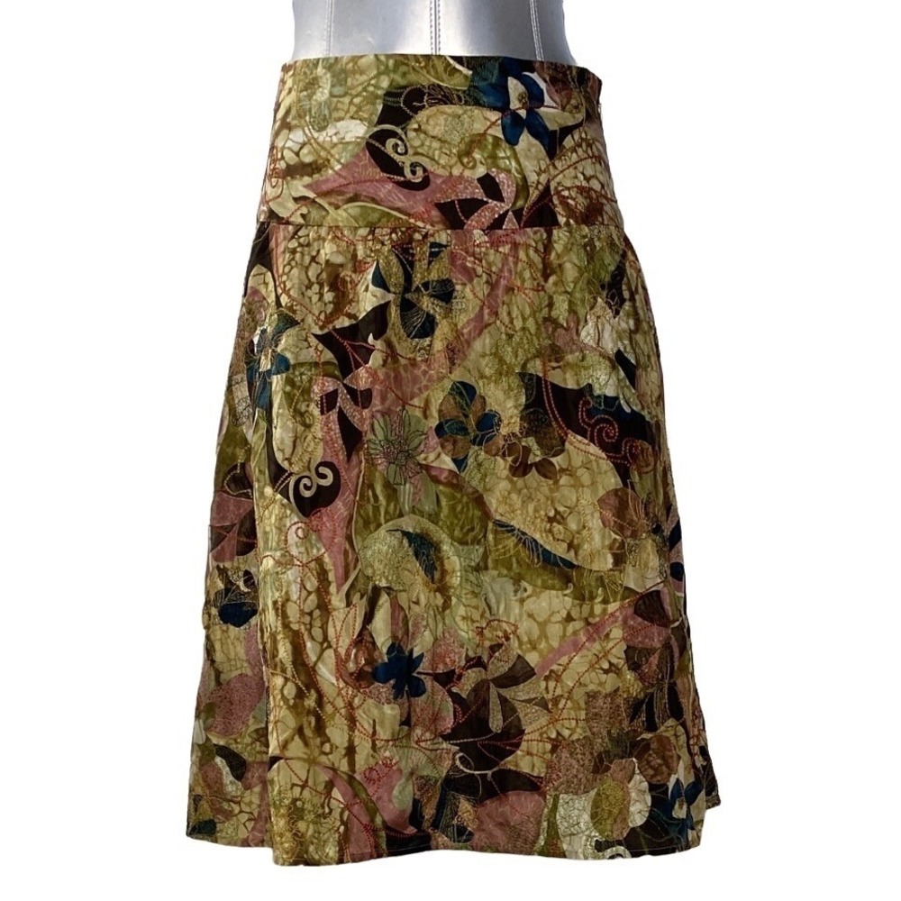 Chicos Skirt 0 US 4/6 Muted Tan Multicolor Silk Embroidered Floral A Line